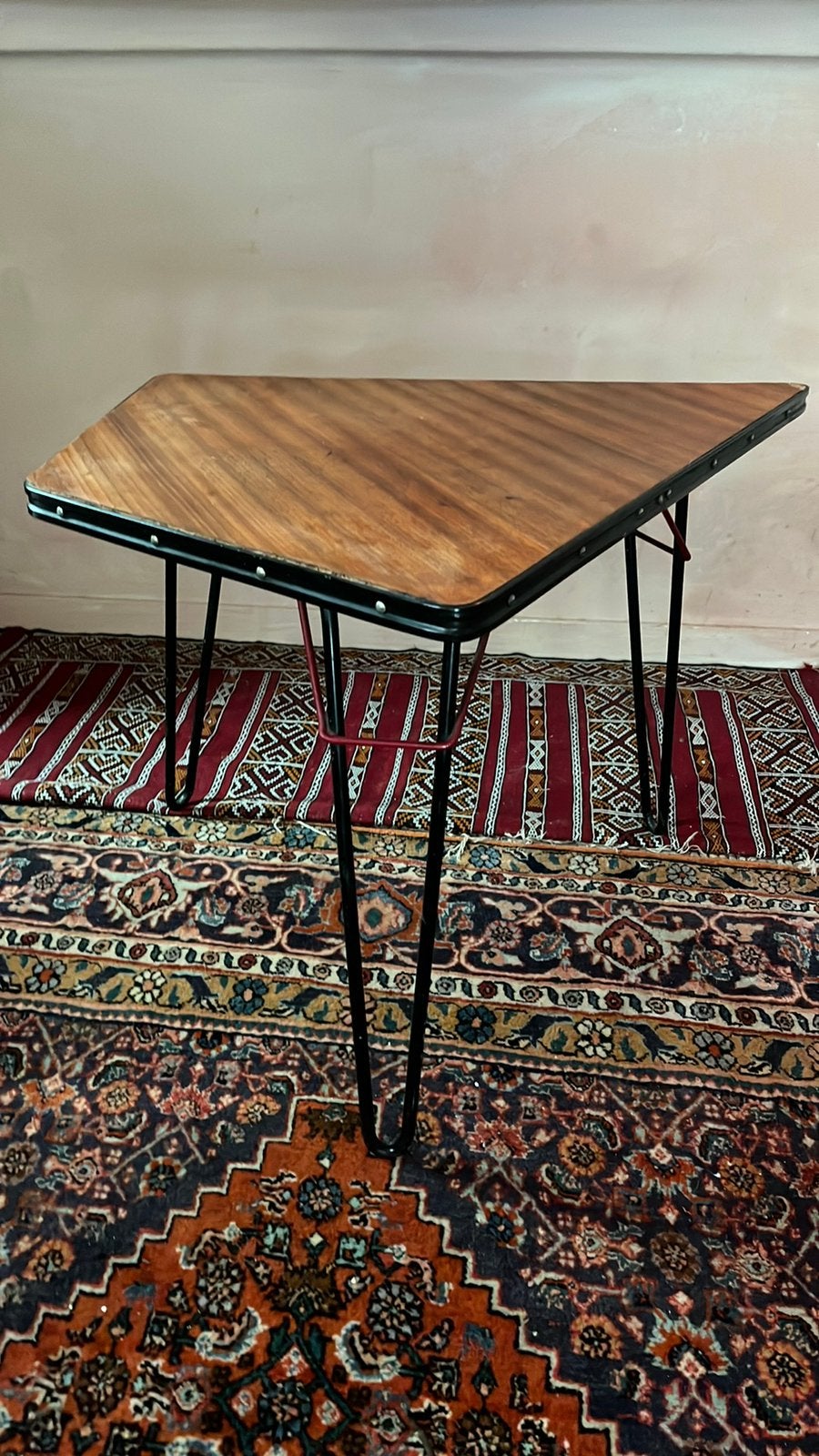 TABLE D'APPOINT T2 WILLY VAN DE MEEREN POUR TUBAX 1954, Enlèvement