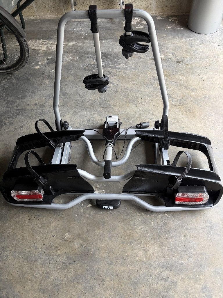 Thule fietsendrager EuroPower 916 + oprijgoot, Ophalen, Zo goed als nieuw, 2 fietsen, Trekhaakdrager