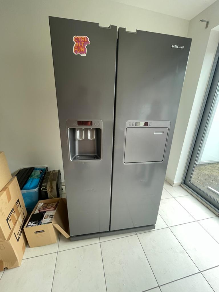 Frigo americain, Electroménager, Enlèvement, Utilisé, Avec compartiment congélateur
