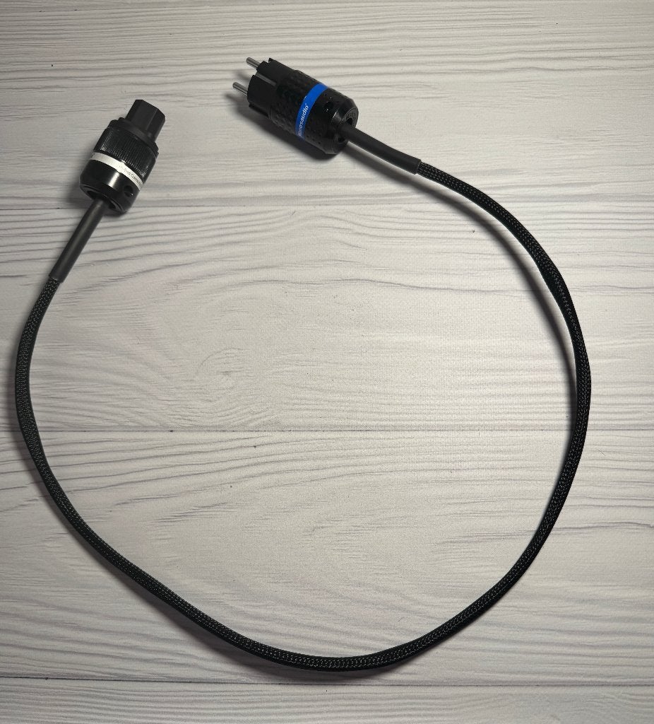 Qed audio stroomkabel 1 meter, TV, Hi-fi & Vidéo, Enlèvement, Neuf, Moins de 2 mètres, Autres câbles