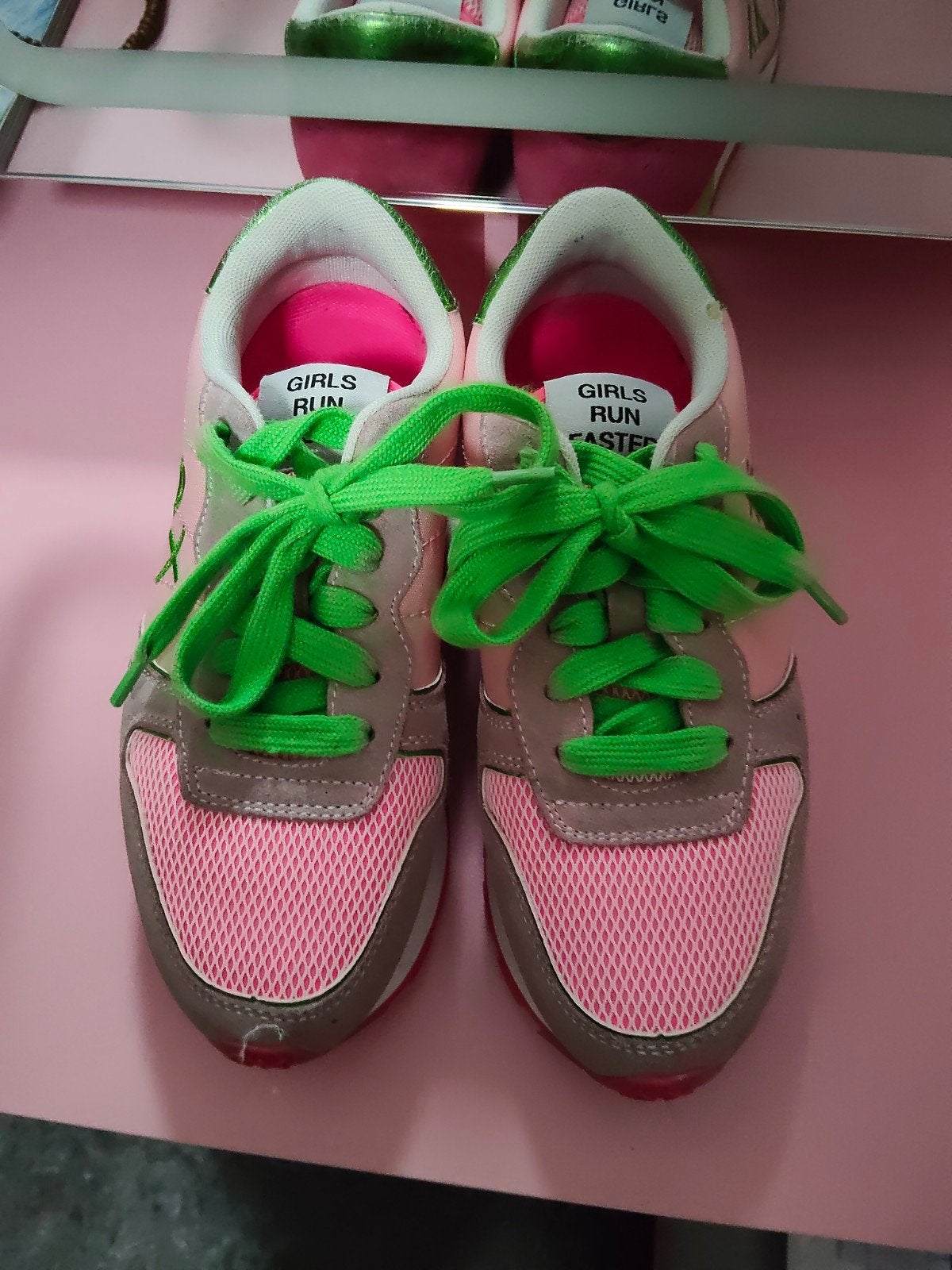 Roze en fluorescerende groene sneakers SUN68 - Sneakers maat, Sport en Fitness, Hockey