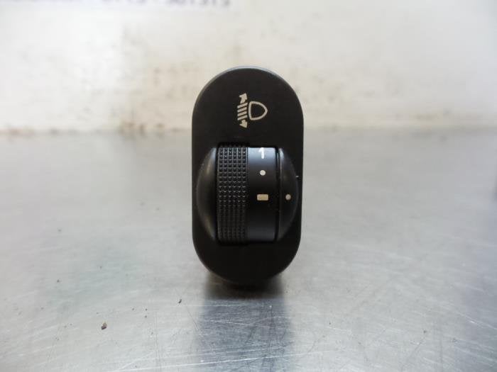 Schakelaar Koplamp Ihv van een Ford KA (KA 96-), Auto-onderdelen, Dashboard en Schakelaars, Ford, Gebruikt, 3 maanden garantie