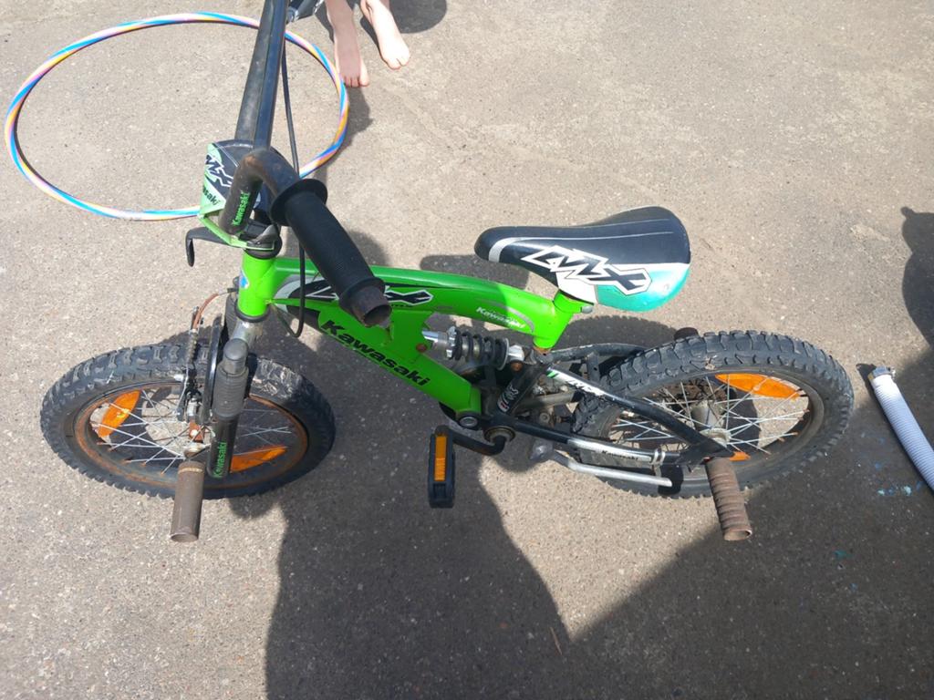 Fietsje kawasaki stuntbike 16 inch bmx, Ophalen