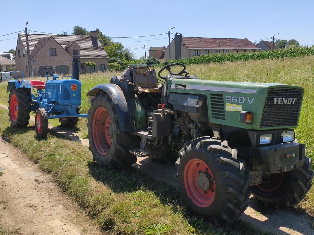 FENDT 260v met toebehoren, Zakelijke goederen, Landbouw | Werktuigen, Ophalen