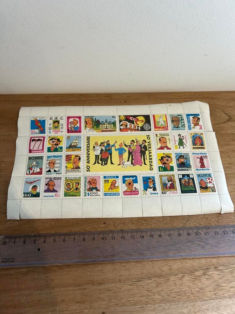 Feuillet faux timbres Tintin Hergé 50eme anniversaire, Enlèvement ou Envoi, Tintin, Comme neuf