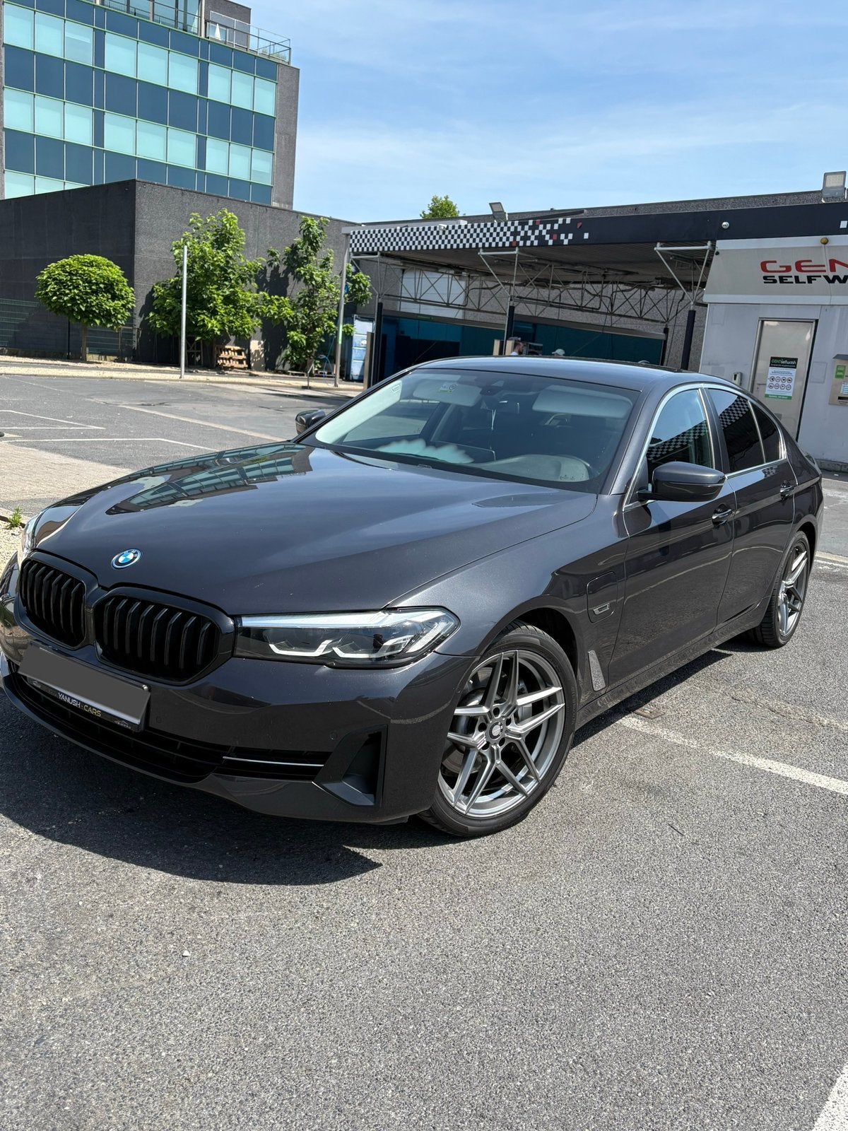 BMW 520e benzine hybrid plug-in 2022 80xxxkm, Automaat, 1998 cc, Achterwielaandrijving, 5 deurs