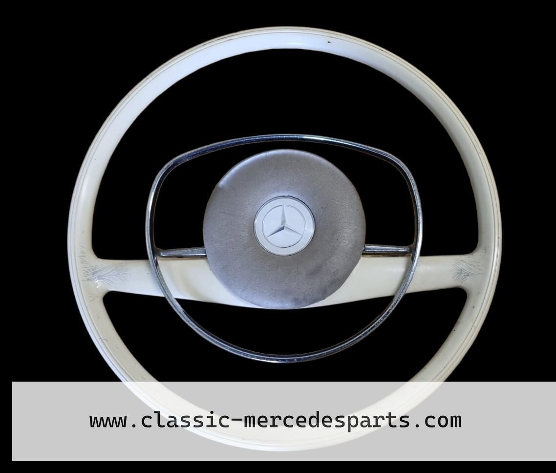 Stuurwiel Mercedes w108 / W114 / coupe wit met naaf, Gebruikt, -, -, Ophalen of Verzenden