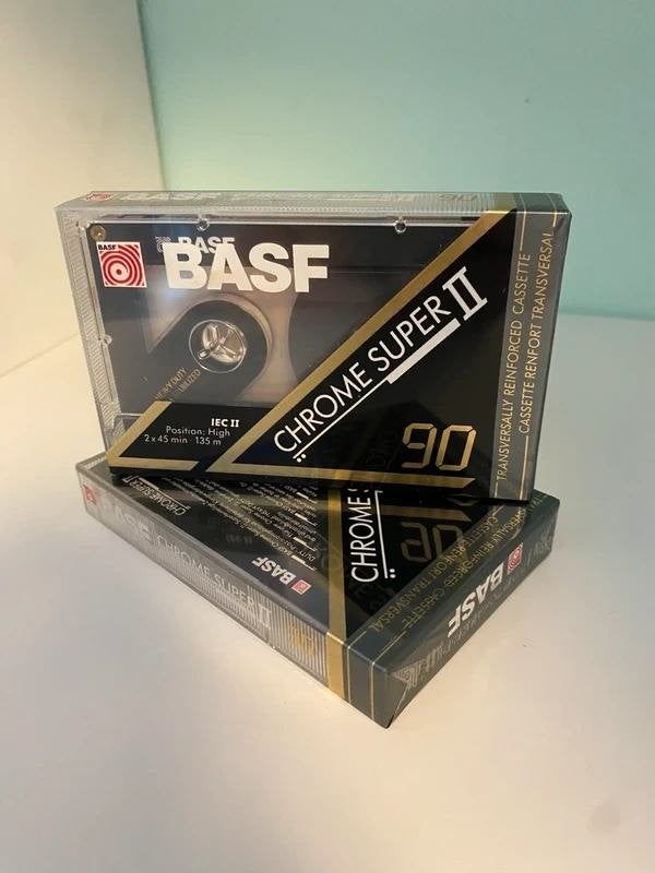BASF Chrome super II 90 - 2 tapes, CD & DVD, Cassettes audio, Enlèvement ou Envoi, Neuf, dans son emballage, 2 à 25 cassettes audio