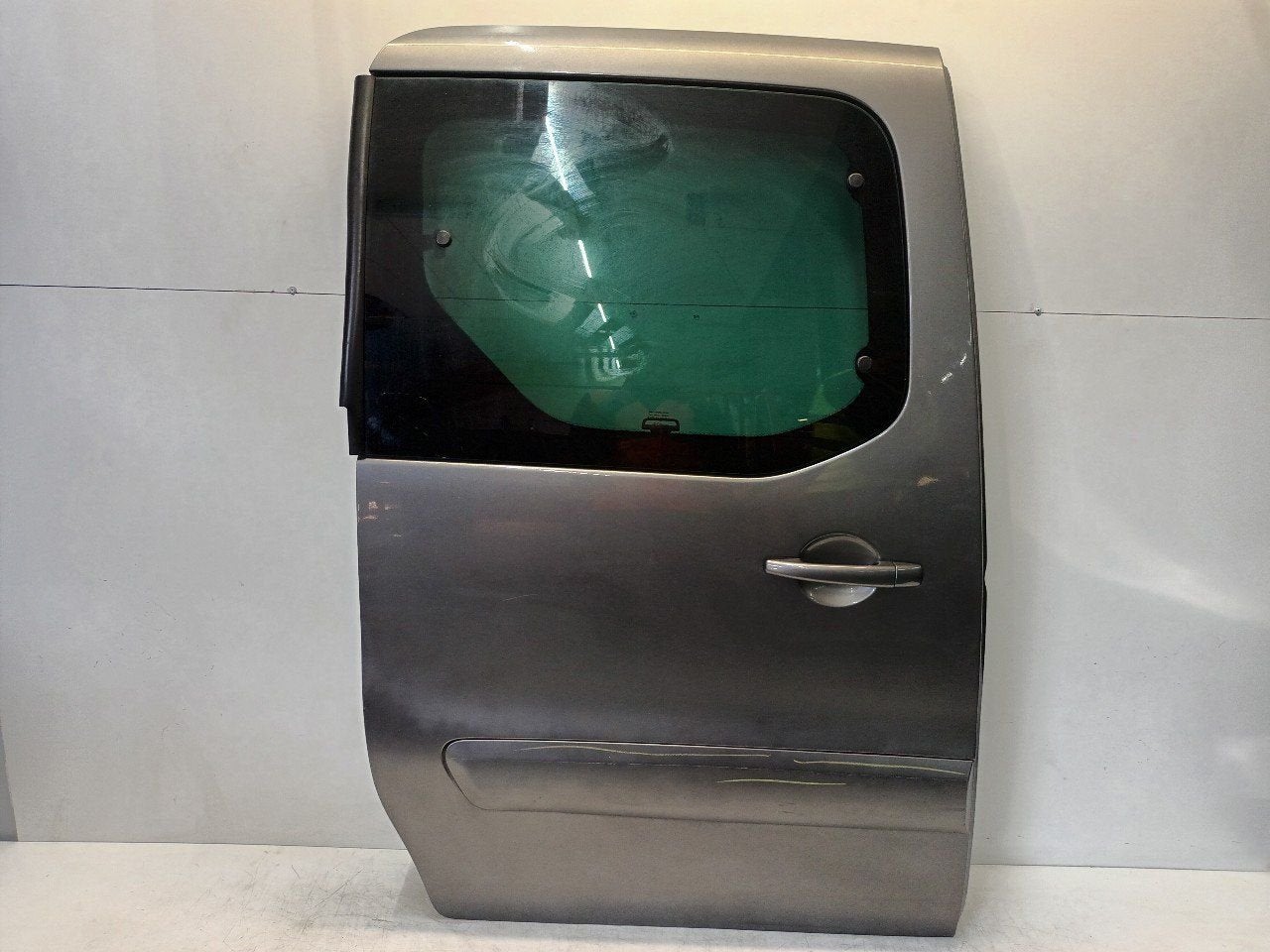 Portier rechts achter Peugeot Partner, Onderdelen@venauto.nl, Van der Ven Autorecycling B.V., Gebruikt, Ettenseweg 76, 4706 PB Roosendaal, The Netherlands