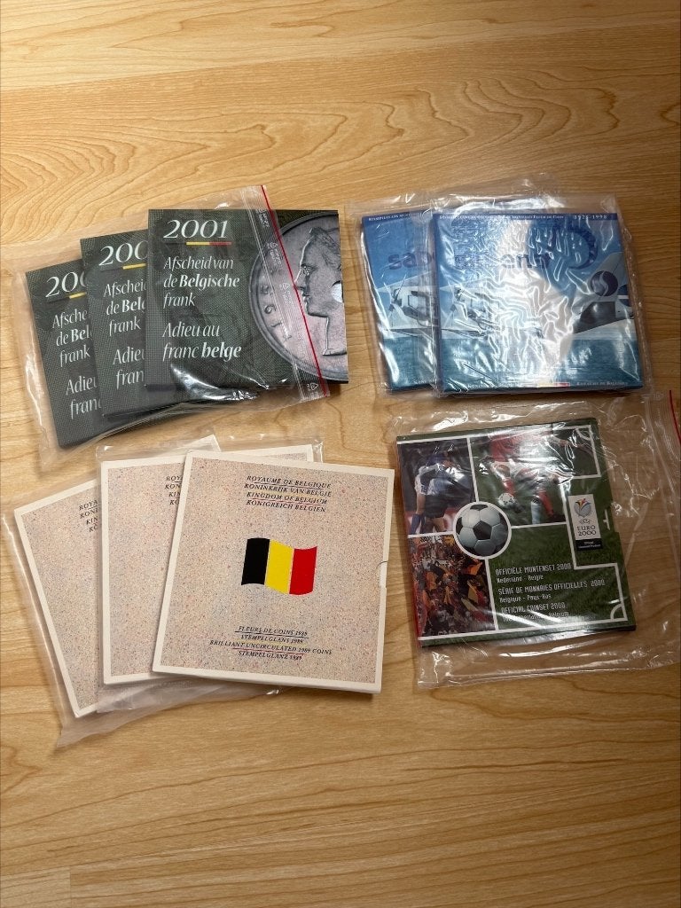 37 FDC Muntenset boekjes compleet NIEUW, Enlèvement ou Envoi, Série