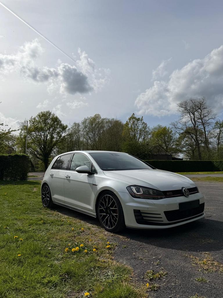 Volkswagen Golf 7 2.0TFSI GTI Performance, Auto's, Automaat, Euro 6, Parkeersensor, Golf