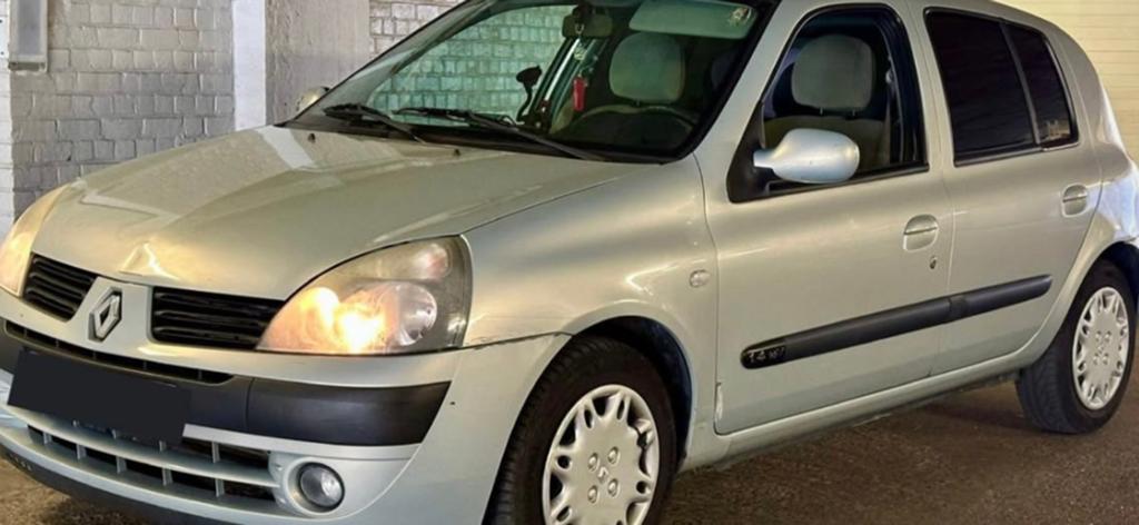 Clio 2 automatique 1.4 16v 98chv 2004, Autos, Achat, 5 places, Automatique, Particulier