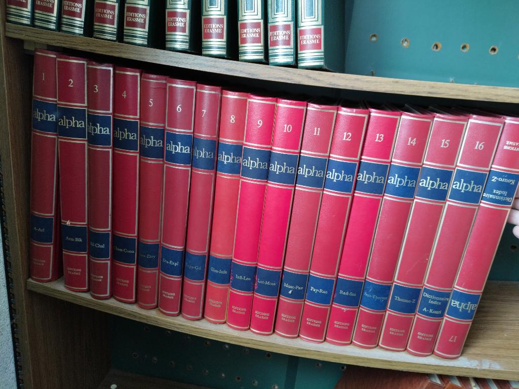 Collection complète encyclopédies Alpha années 70, Livres, Série complète, Général, Enlèvement, Utilisé