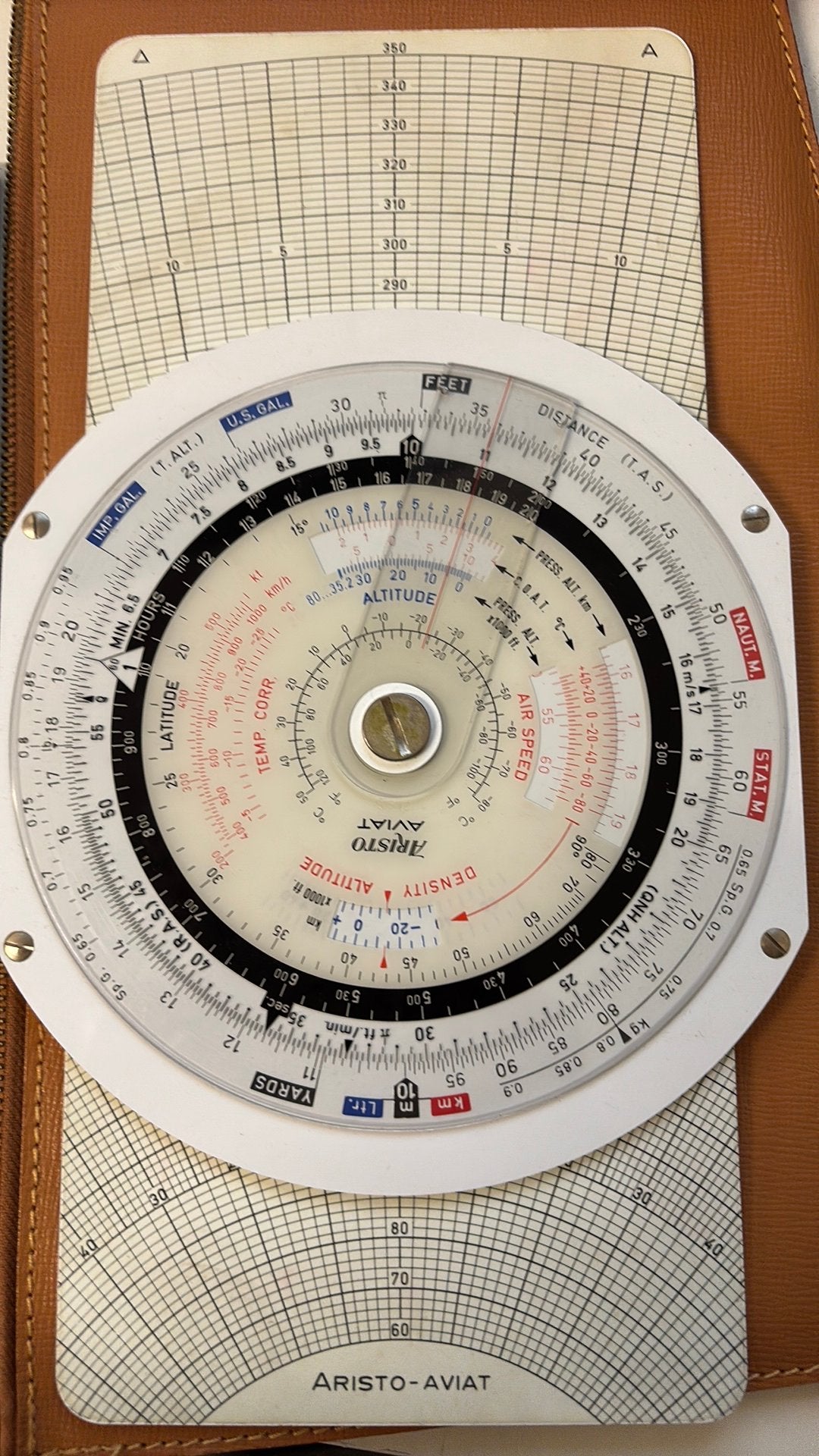 Aristo flight computer 617 in lederen etui met handleiding, Ophalen of Verzenden, Zo goed als nieuw
