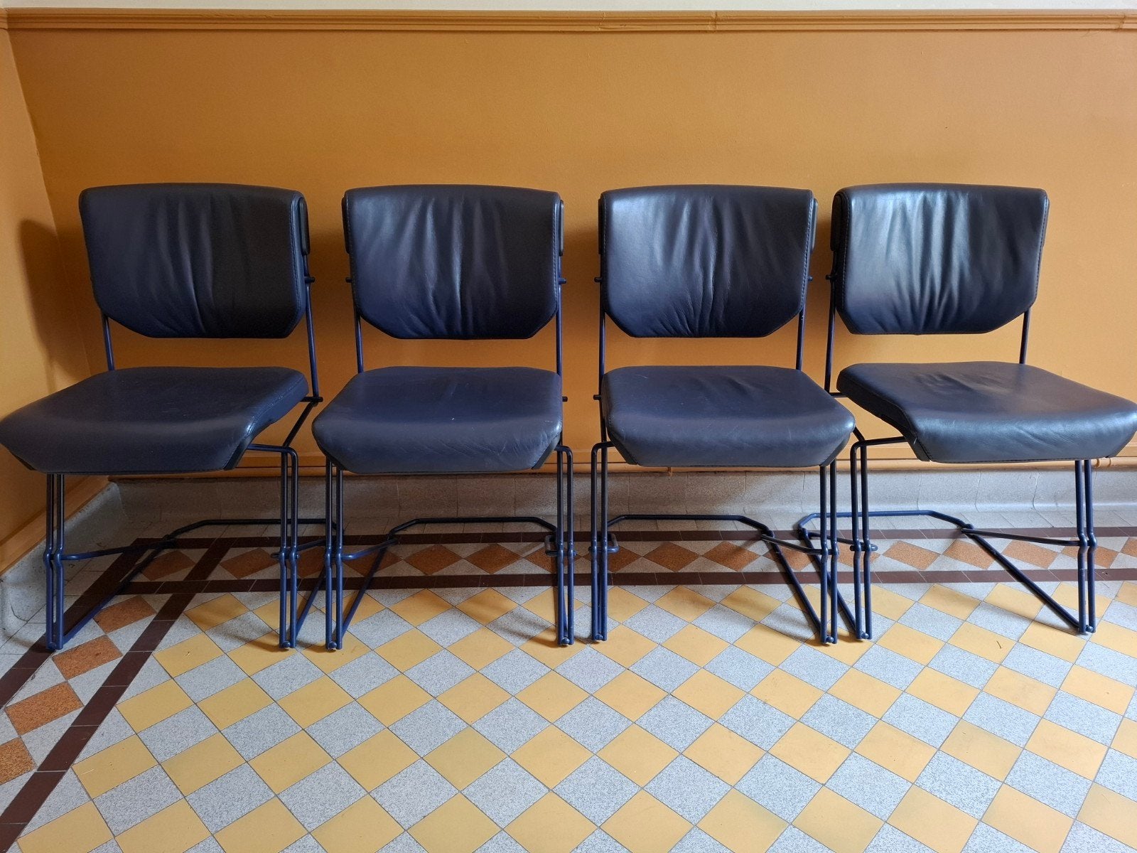 Blauwe vintage lederen draadstoelen Albert Stoll  Giroflex, Ophalen