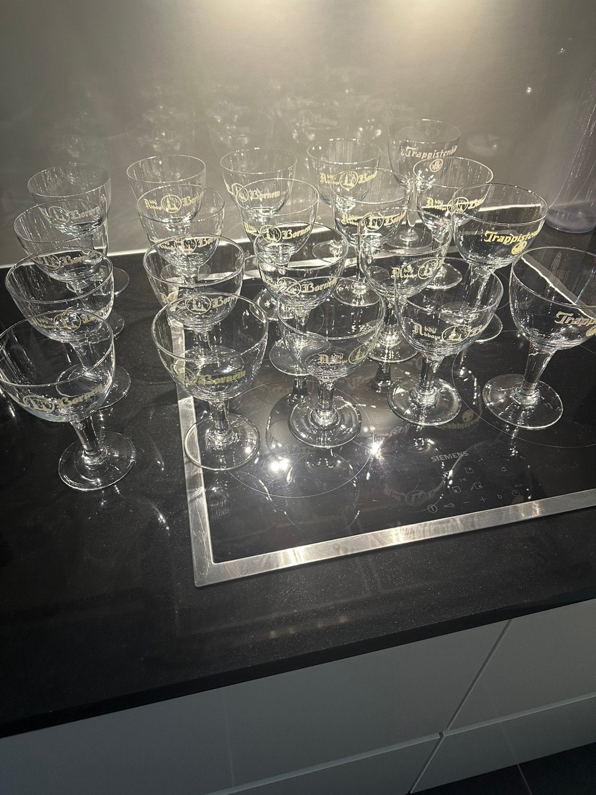 20 verres à bière de l'abbaye de Bornem, Enlèvement, Neuf, Verre