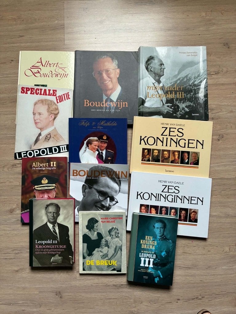 Boeken Belgisch vorstenhuis, Boeken, Ophalen, Zo goed als nieuw
