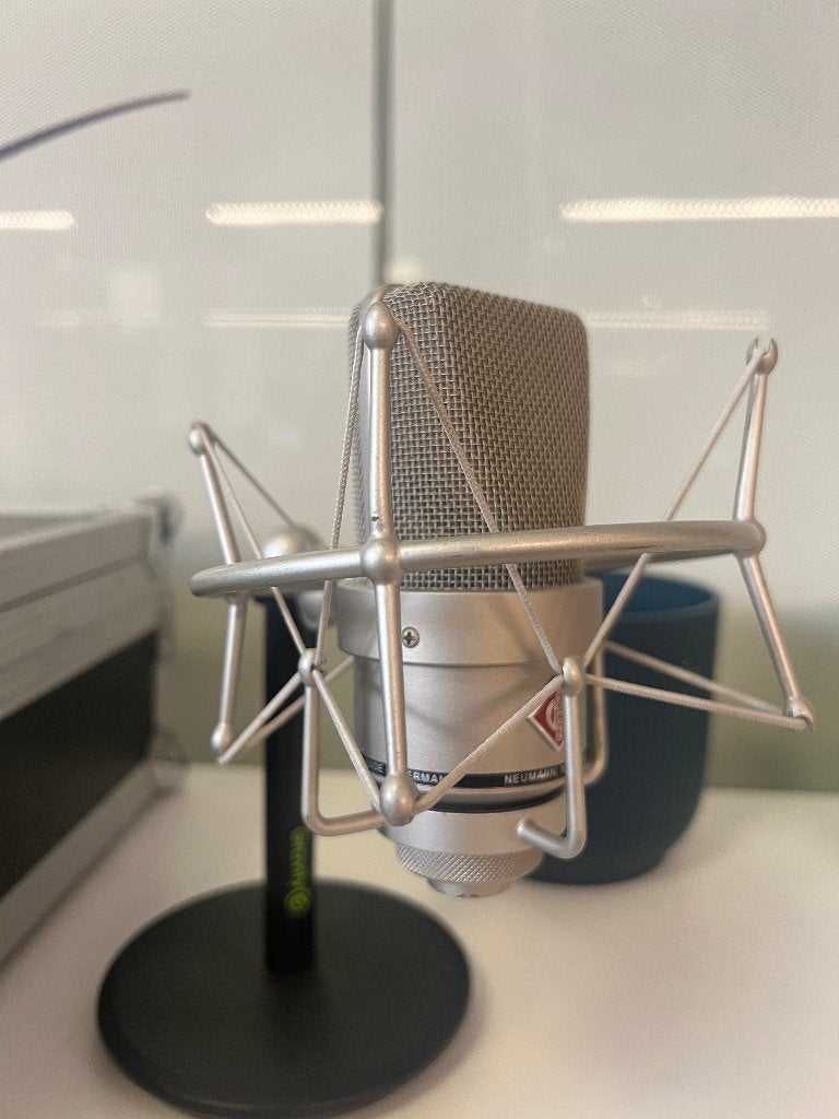 Neumann TLM 103 (Inclusief originele EA 1 shockmount), Muziek en Instrumenten, Ophalen of Verzenden, Zo goed als nieuw, Studiomicrofoon