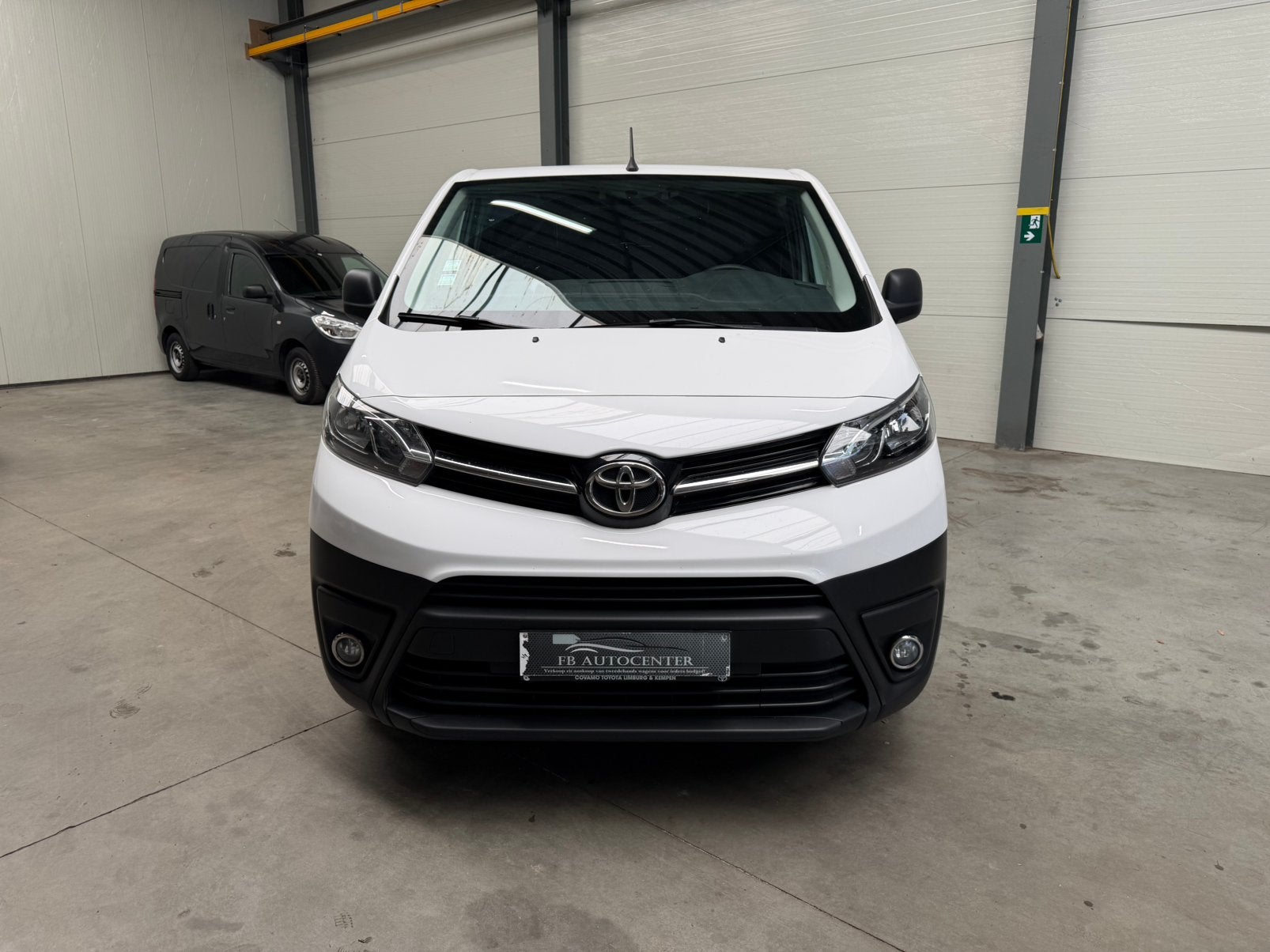 TOYOTA PROACE CAMIONET – 1.5 DIESEL – 2017 – 189.000 KM, Auto's, Voorwielaandrijving, 4 deurs, 4 cilinders, ProAce