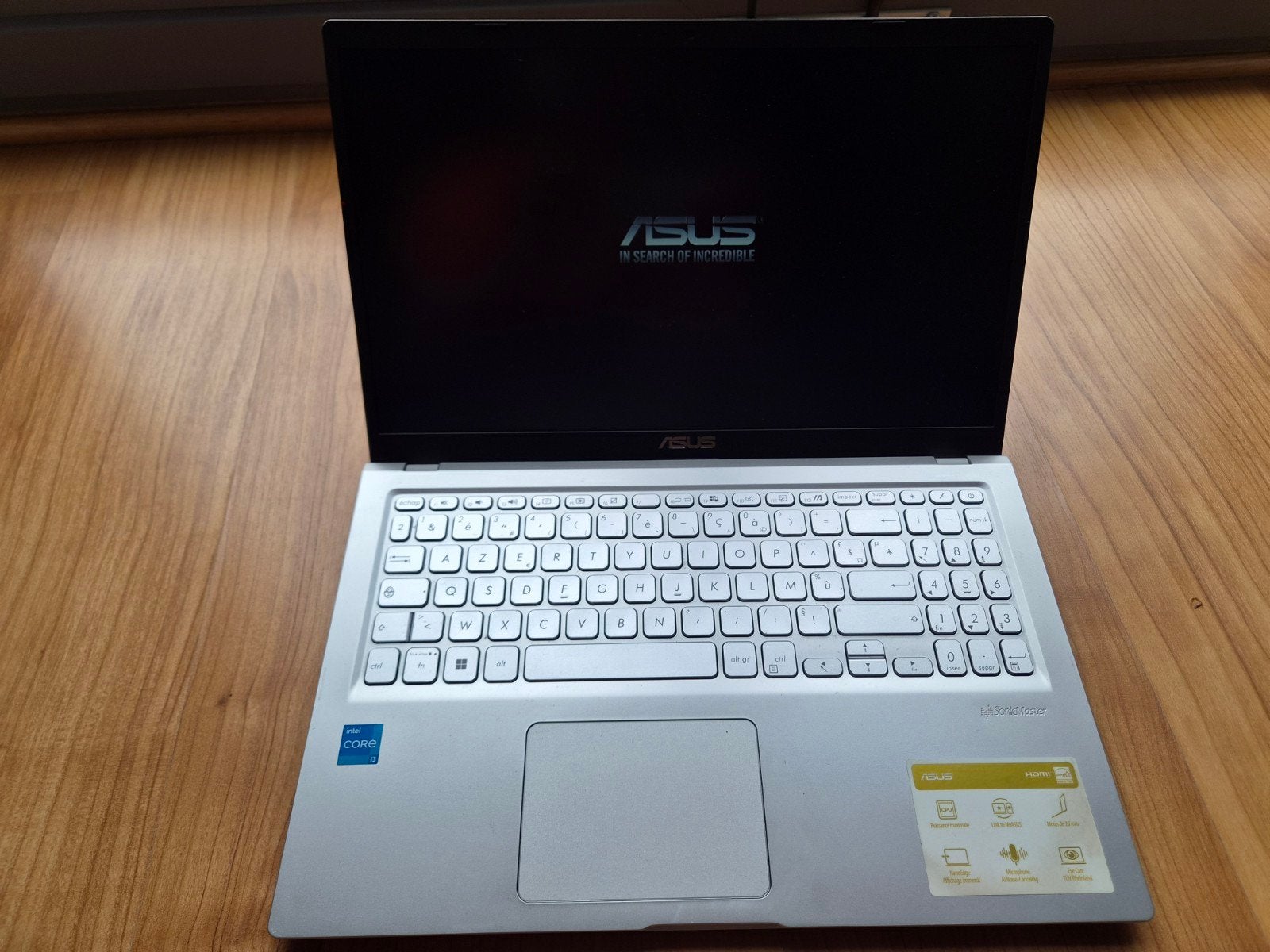 ASUS Vivobook 15" laptop (Core i3) (Core i3), 8 GB RAM, 512, Computers en Software, Ophalen of Verzenden