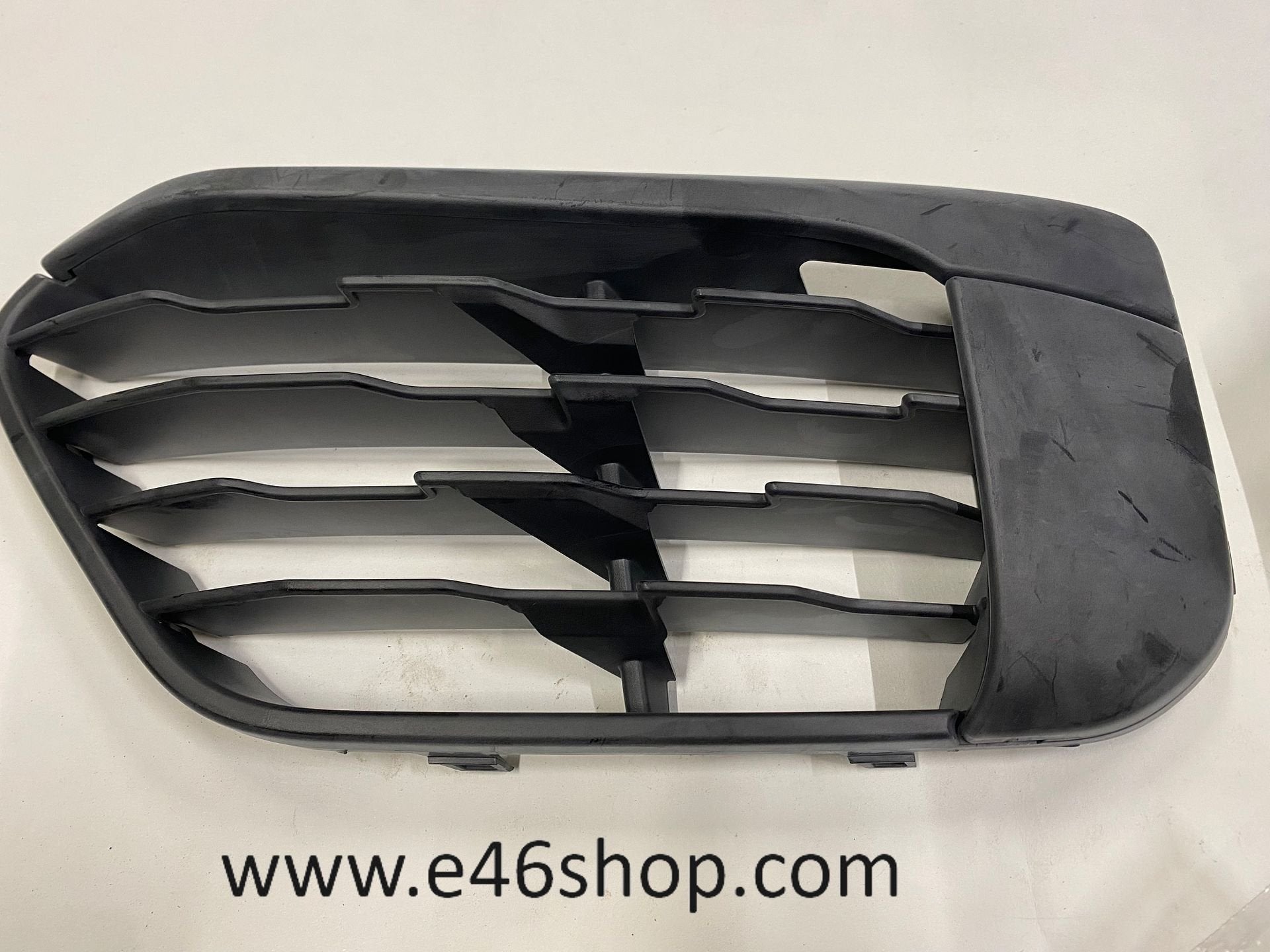 BMW X1 F48 BUMPER ROOSTER OPEN LINKS OE 51117453981 NIEUW, Neuf, -, -, Enlèvement ou Envoi