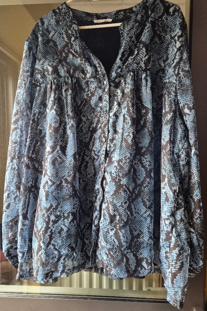 Chemise noir/bleu à imprimé animalier taille 54 - Paprika, Enlèvement ou Envoi, Comme neuf, Bleu, Chemisier ou Tunique