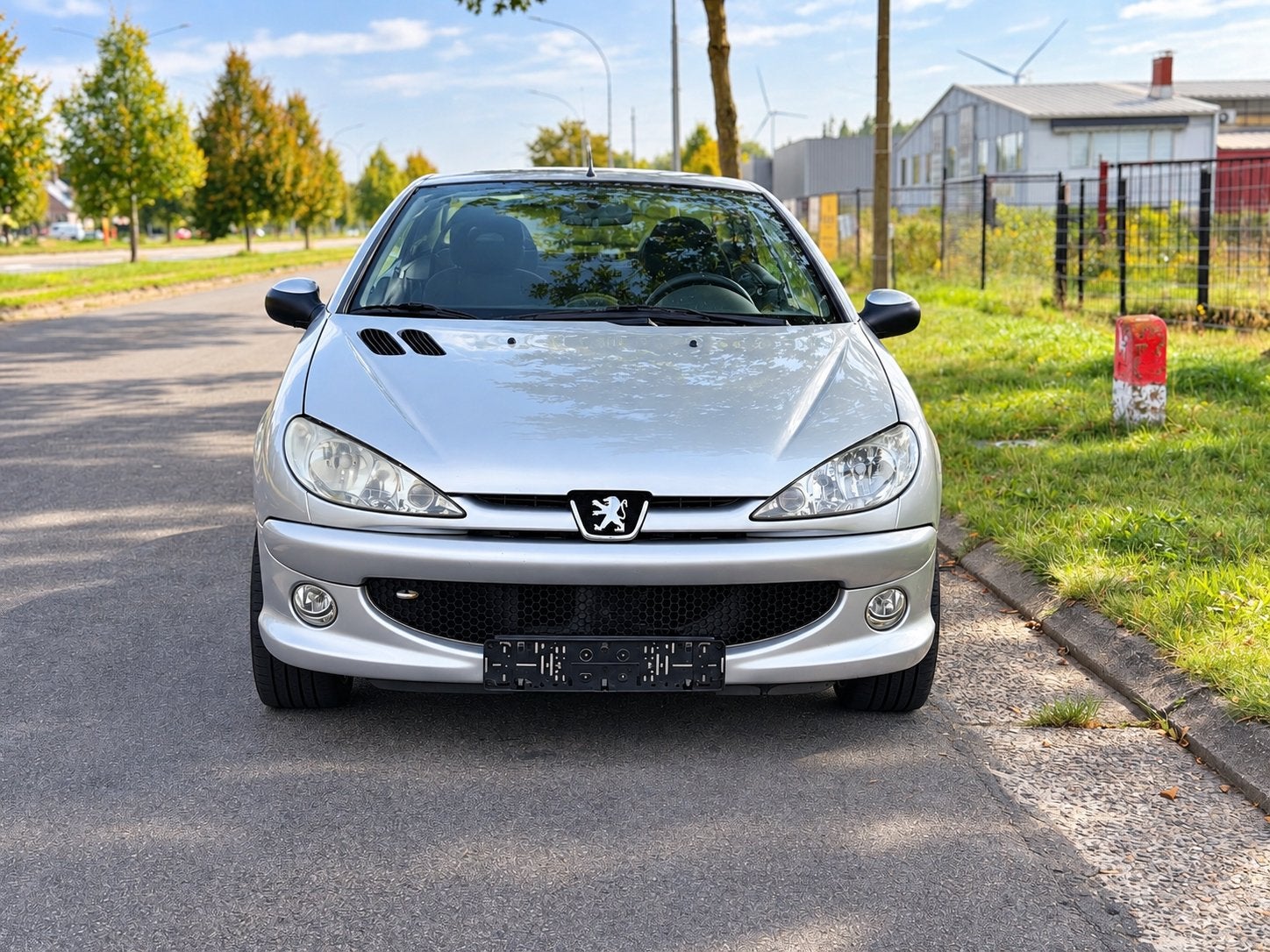 Peugeot 206 CC 1.6 Benzine – Cabrio – Gekeurd – Onderhouden, Auto's, Lichtmetalen velgen, Cabriolet, Bedrijf, Te koop