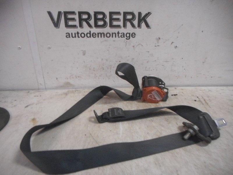 VEILIGHEIDSGORDEL RECHTS ACHTER Agila (B) (84960-51k00), Gebruikt, Opel, Opel Automobile GmbH, Kontakt-opel@opel.com
