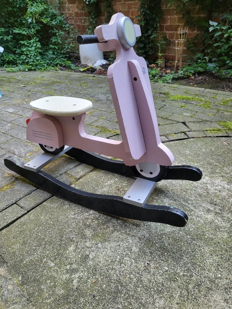Houten schommelscooter in Vespa-stijl, Ophalen, Gebruikt