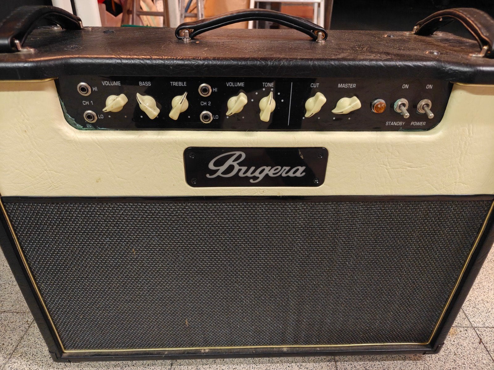 Bugera BC30-212 buizenversterker (gitaar) 30 watt, Muziek en Instrumenten, Ophalen, Minder dan 50 watt, Zo goed als nieuw, Gitaar