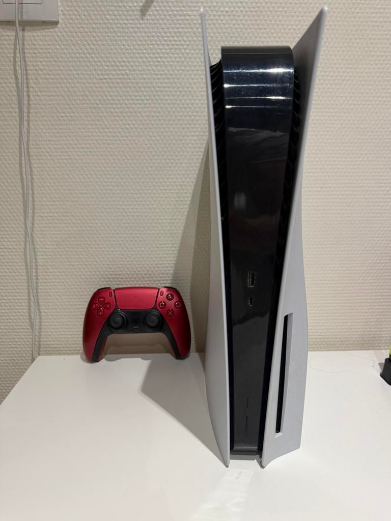 Ps5 avec lecteur de disque + manette ,cable et port manette, Enlèvement, Comme neuf