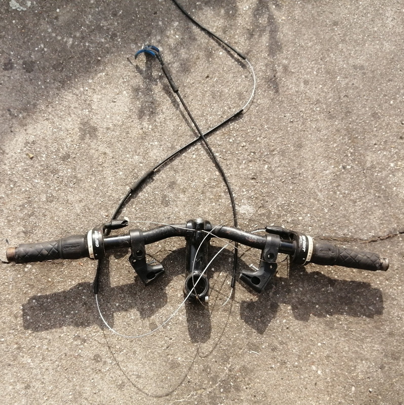 Guidon VTT Roch winder, Enlèvement