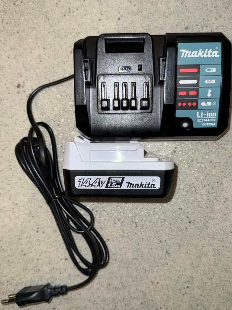 lader en batterie makita 14 volt, Enlèvement, Comme neuf