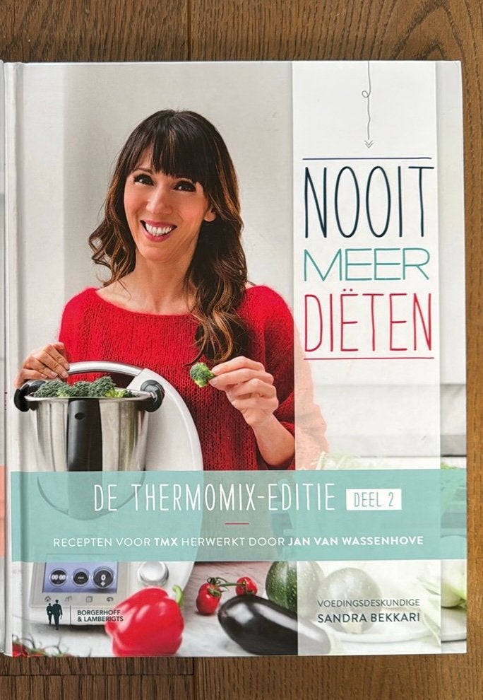Sandra Bekkari - De Thermomix editie 2, Ophalen of Verzenden, Zo goed als nieuw, Sandra Bekkari; Jan Van Wassenhove