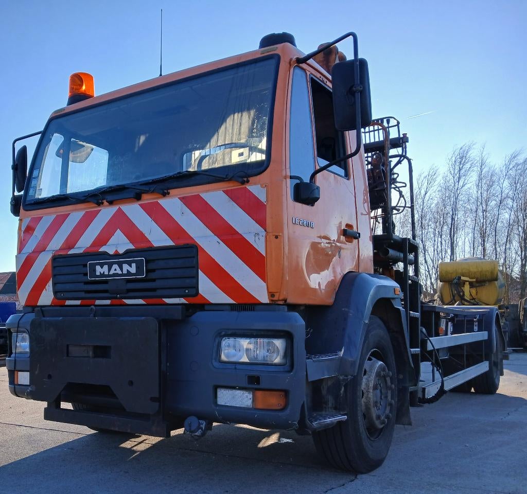 MAN LE280 met containersysteem + kraan Effer (48), Autos, Achat, Entreprise, Boîte manuelle, MAN