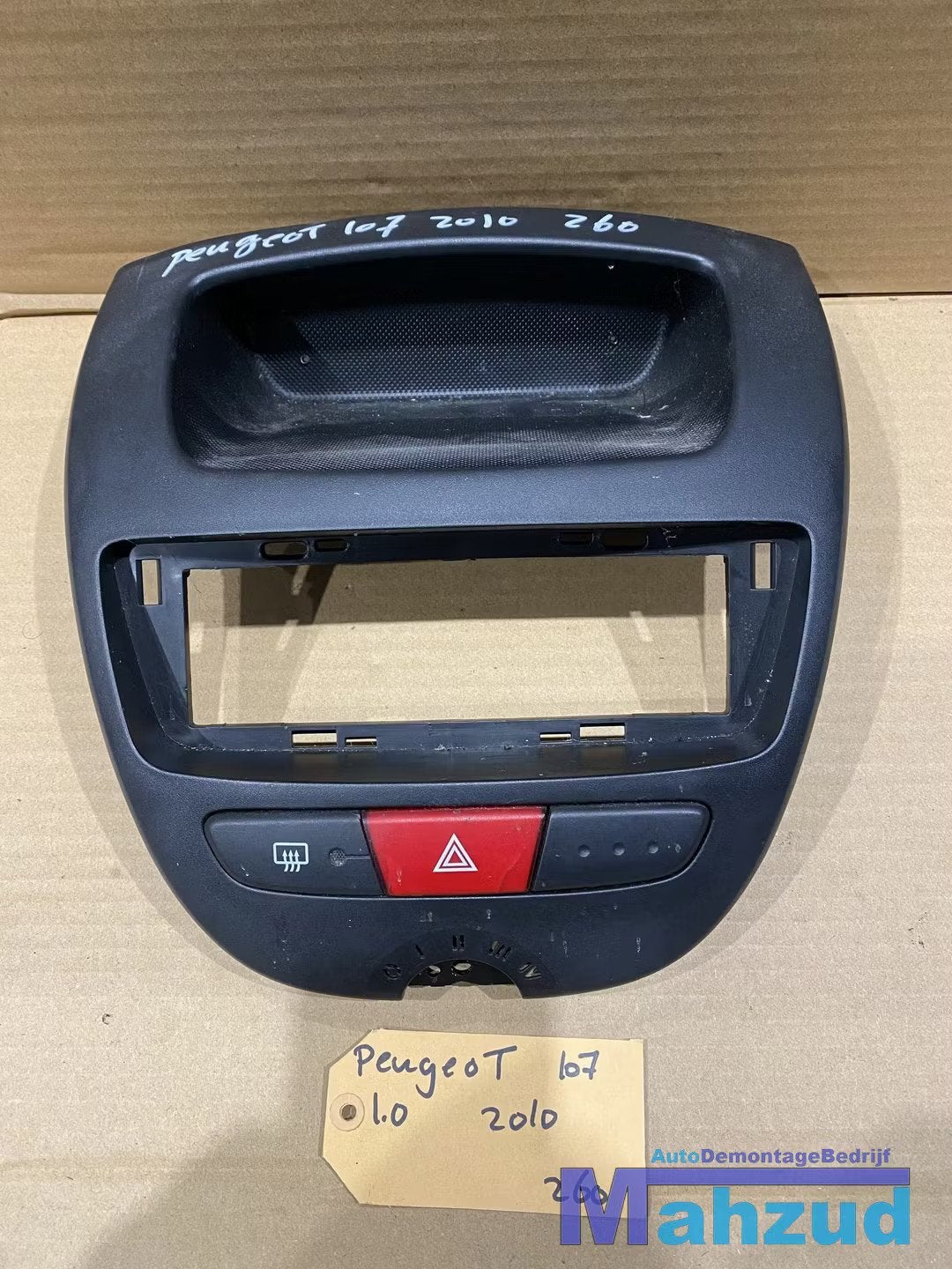 PEUGEOT 107 AYGO C1 Middenconsole 1 din radio frame 05-14, Auto-onderdelen, Taurusavenue 1
2132 LS  Hoofddorp, NL, Gebruikt, Contact.group@renault.com