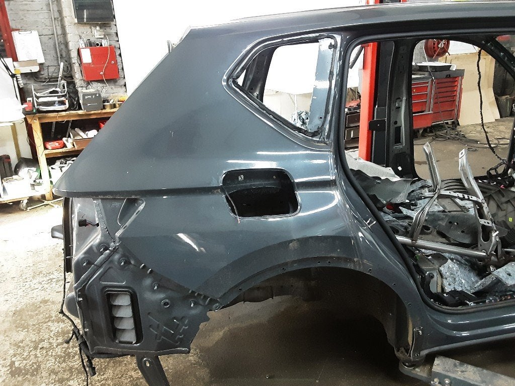 SPATBORD RECHTS ACHTER Seat Tarraco (01-2018/05-2024), Gebruikt, Achter, Spatbord, Service@seat.de