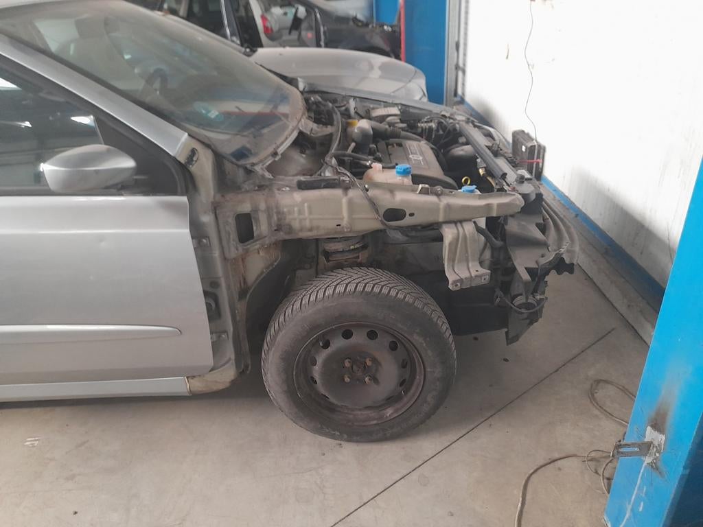 Onderdelen FIAT STILO 1600 16V benzine //5060 AUVELAIS, Ophalen, Gebruikt, Fiat, Motorkap