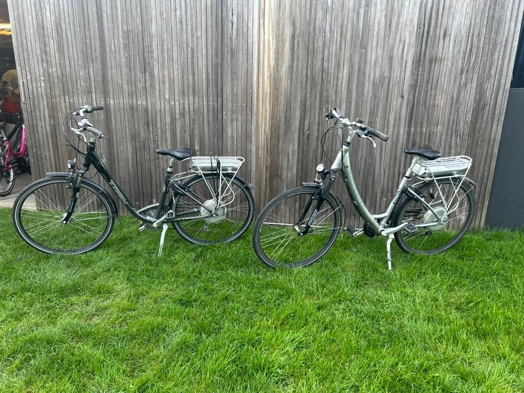 2x damensfiets trek, Ophalen, Gebruikt