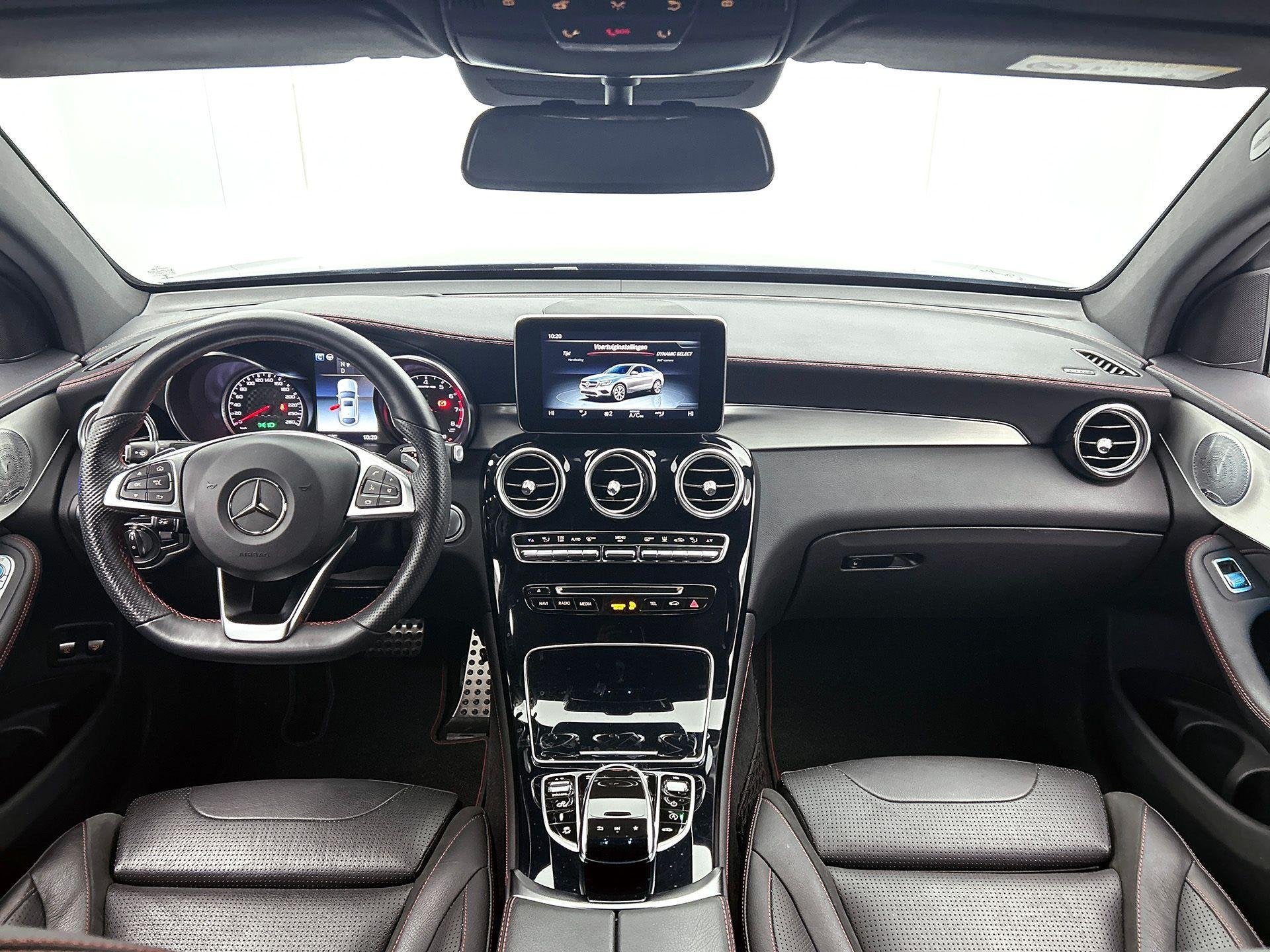Mercedes-Benz GLC-Klasse 43 4MATIC AMG 4MATIC Trekhaak | Dis, Autos, Achat, Euro 6, Entreprise, Carnet d'entretien