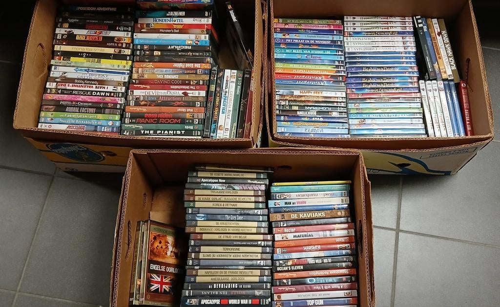 DVD divers, Enlèvement
