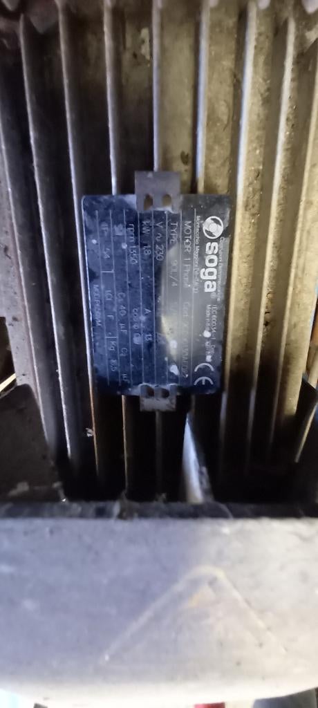 luchtcompressor, Doe-het-zelf en Bouw, Ophalen, Gebruikt, 6 tot 10 bar, Minder dan 200 liter/min