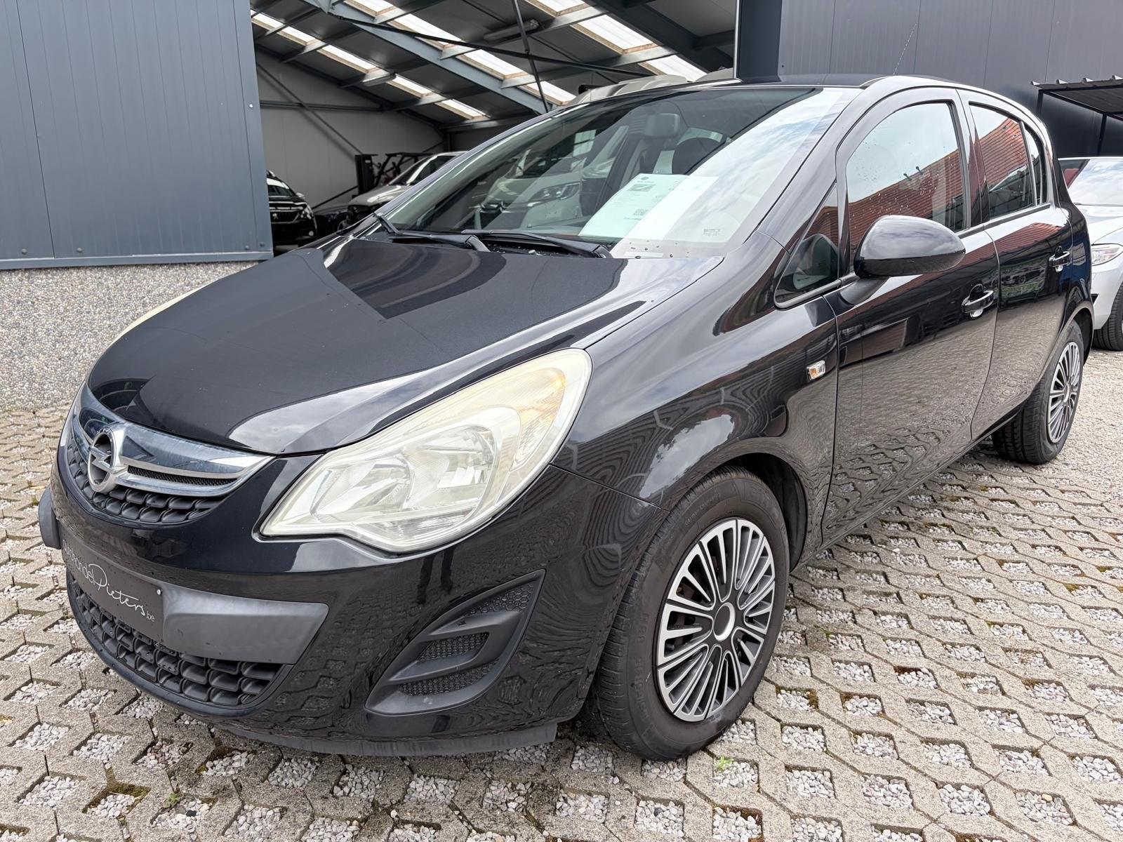 Opel Corsa 1,4 benzine - Automaat, Auto's, Euro 5, Gebruikt, Zwart, 4 cilinders