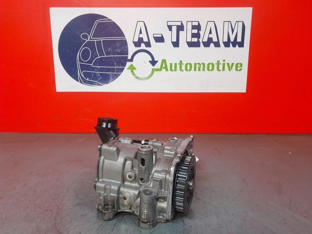 OLIEPOMP Volkswagen Caddy IV (01-2015/09-2020) (04L145208K), Gebruikt, Volkswagen