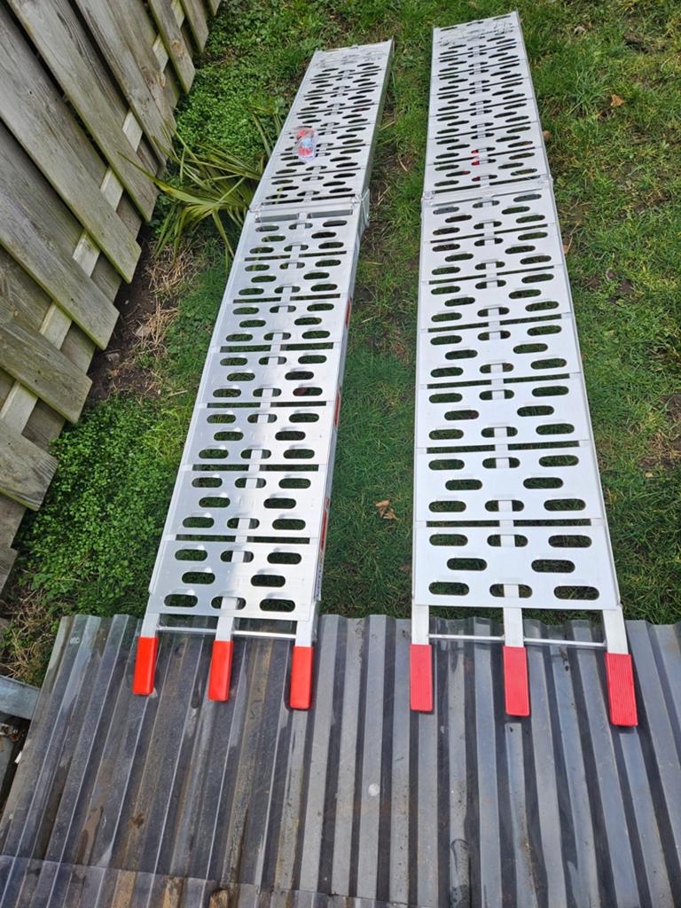 Oprijplaaten plooibare voor zitmaier Aluminium in Houthalen, Ophalen