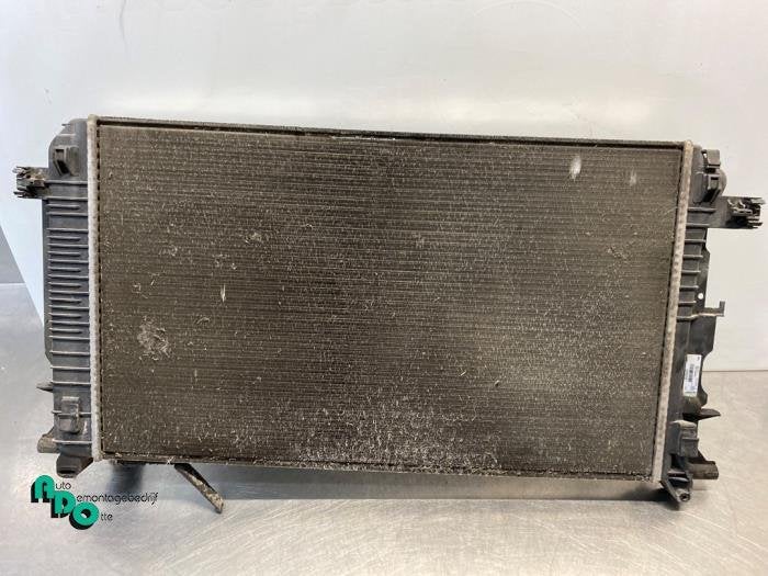 Radiateur d'un Volkswagen Crafter (Crafter 06-), Volkswagen, -, 3 mois de garantie, Utilisé