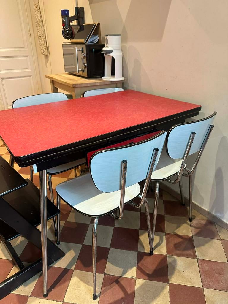 Table + 4 chaises Formica - Année 70, Maison & Meubles, 100 à 150 cm, Quatre personnes, Vintage, Carré