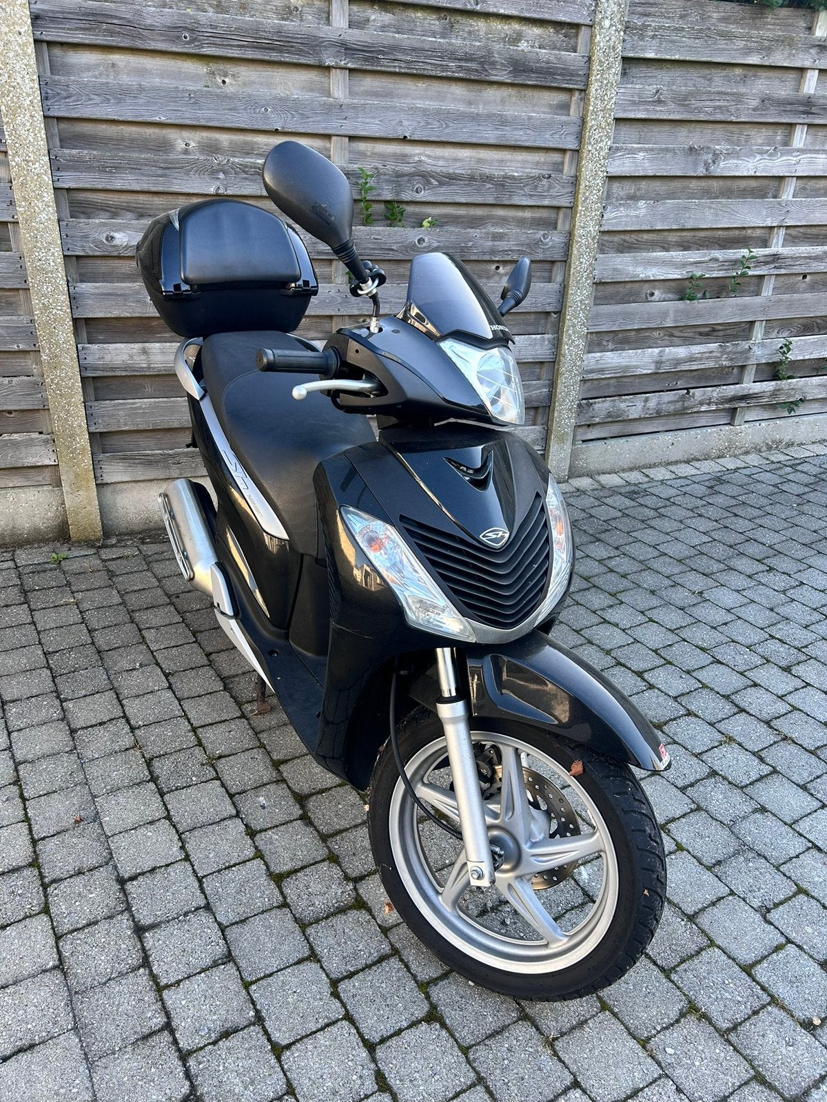 Honda SH 125, Motos, Scooter, Entreprise, Occasion, Permis Moto A1 minimum