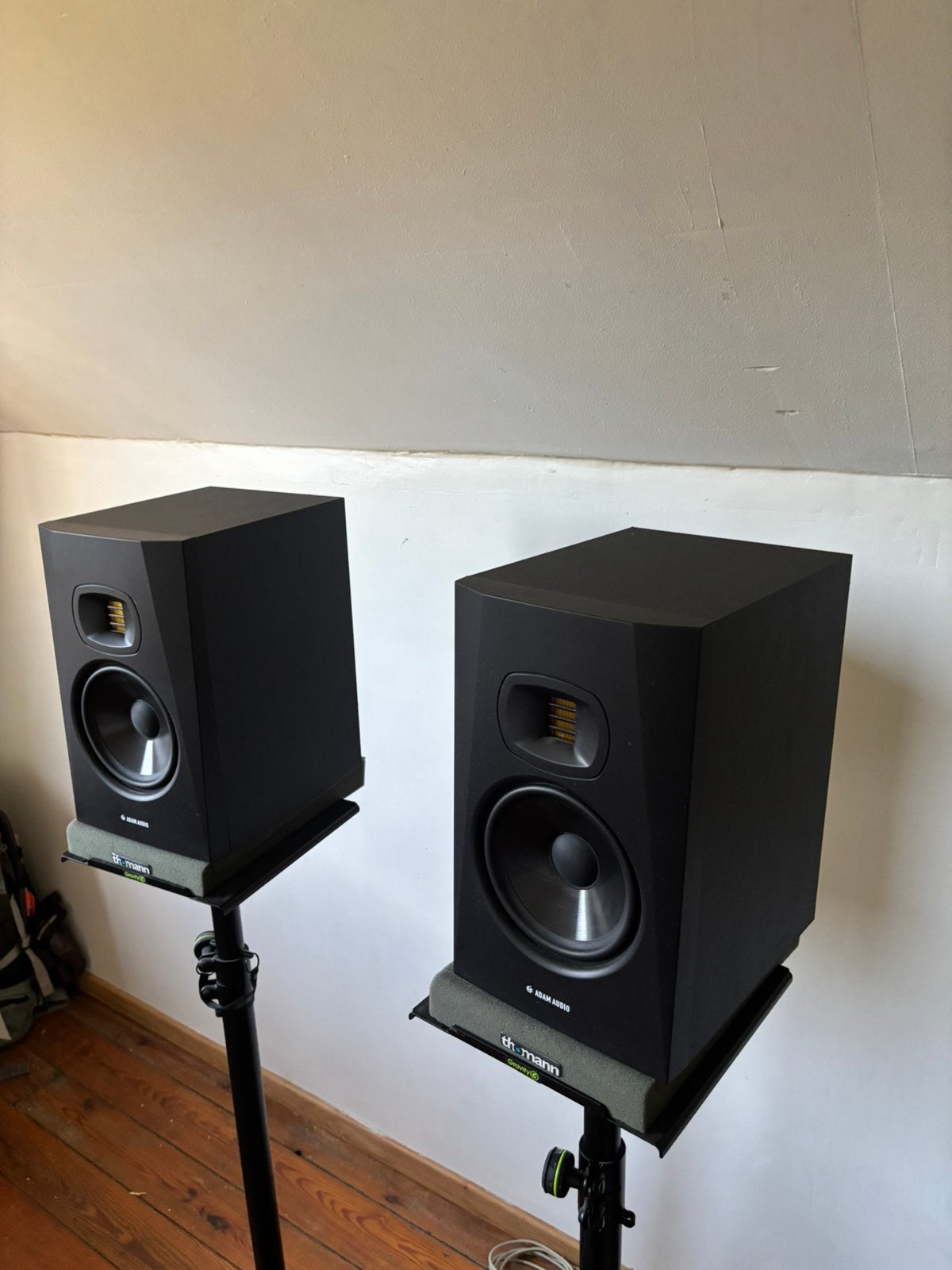 Adam audio t7v, Ophalen, Zo goed als nieuw