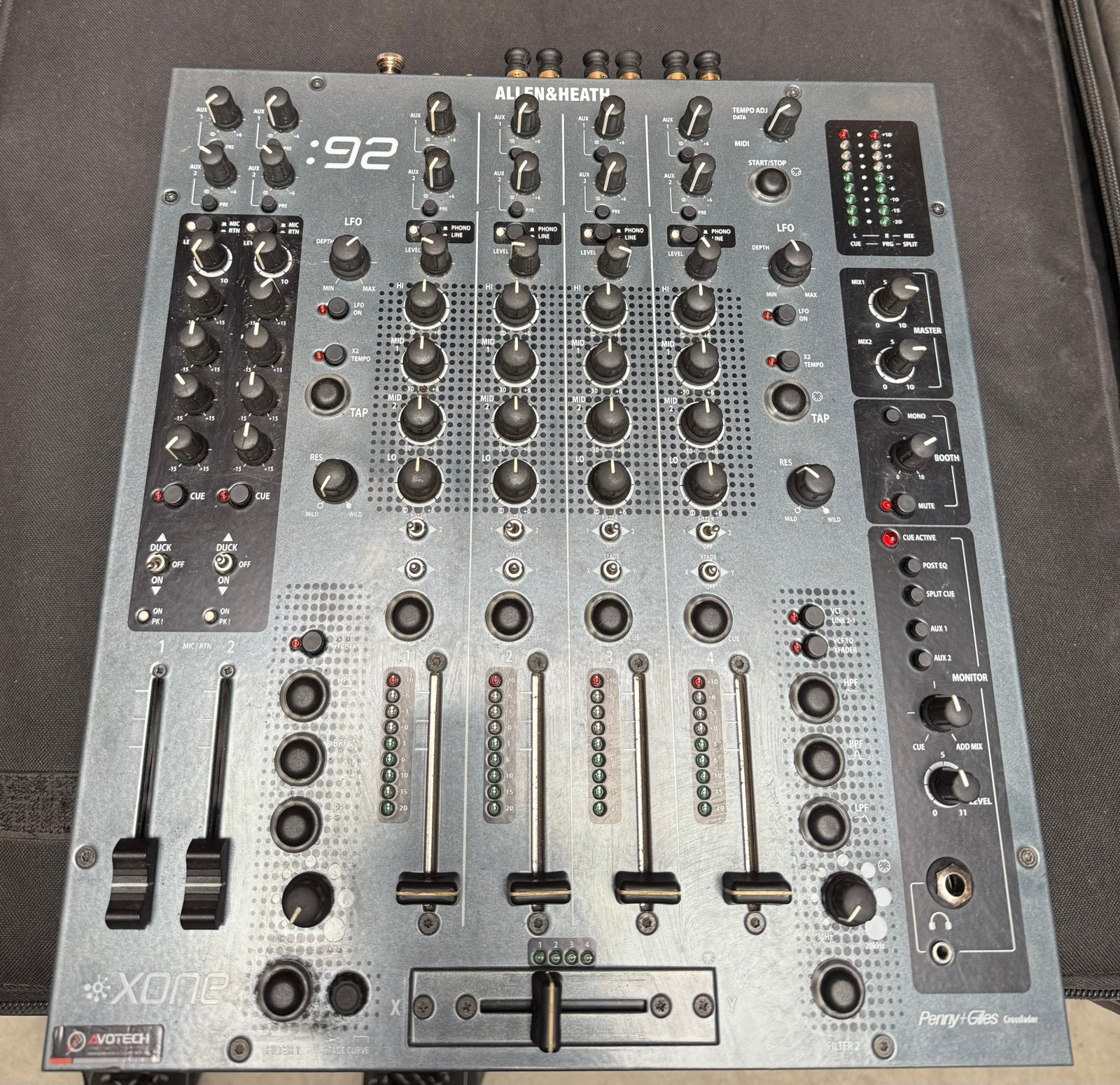 Allen & heath xone 92, Muziek en Instrumenten, Ophalen, Zo goed als nieuw